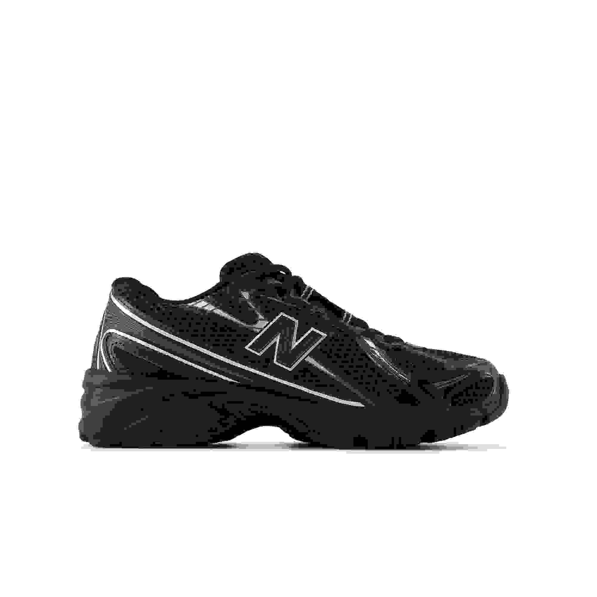 New Balance 740 Grade School Boys' "Black/Silver" Shoe